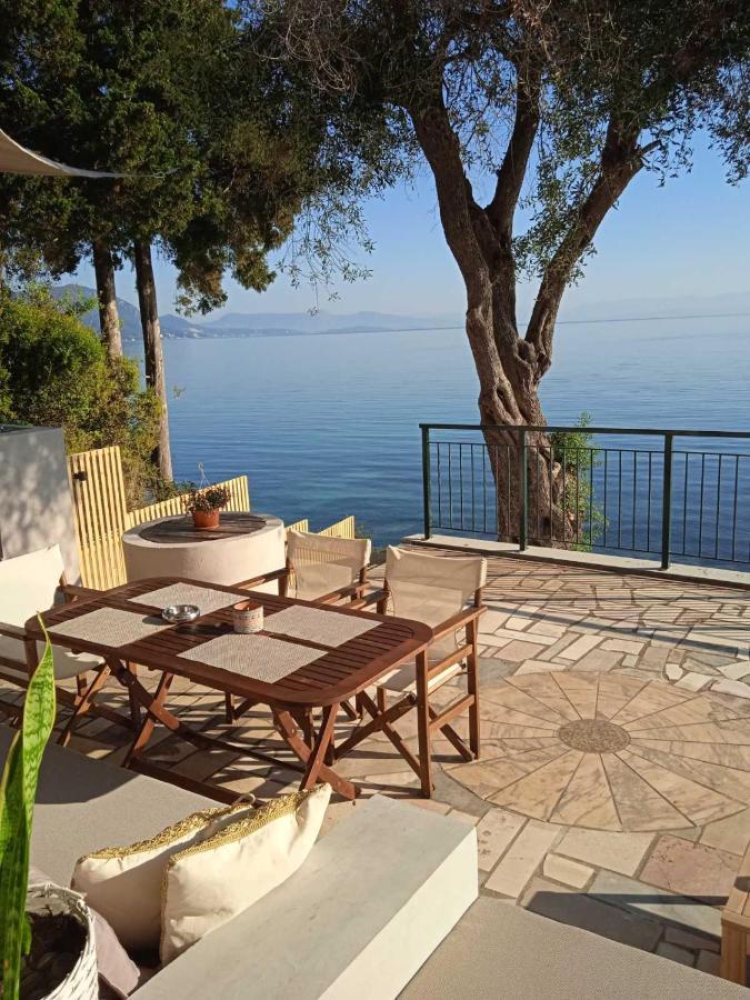 Paul Seafront House Villa Mesongí Exterior photo