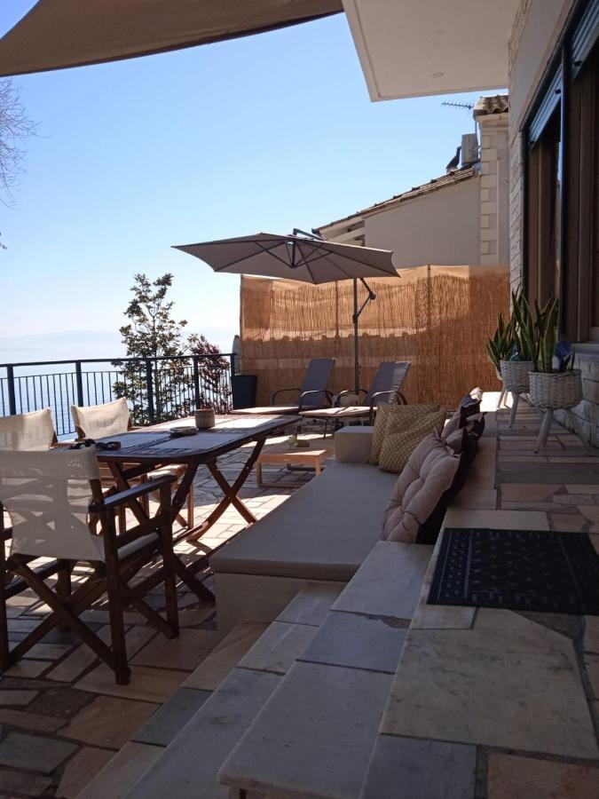 Paul Seafront House Villa Mesongí Exterior photo