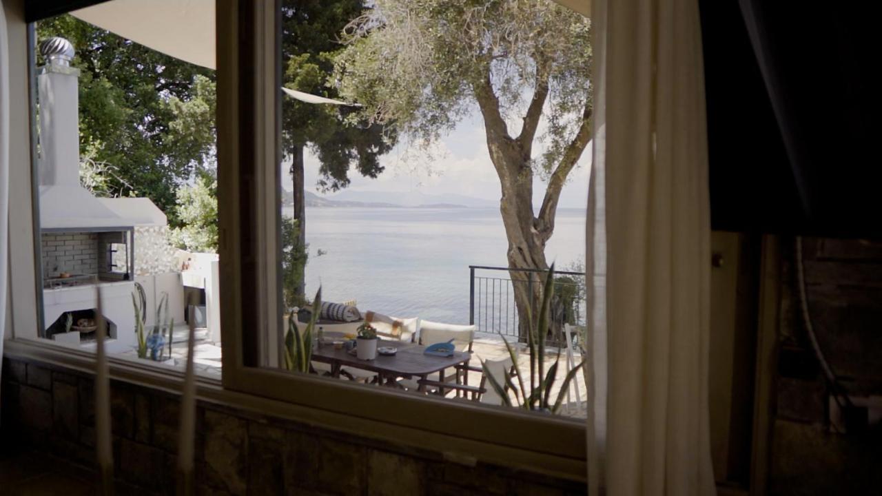 Paul Seafront House Villa Mesongí Exterior photo
