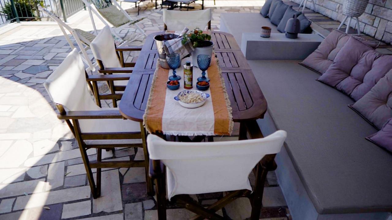 Paul Seafront House Villa Mesongí Exterior photo