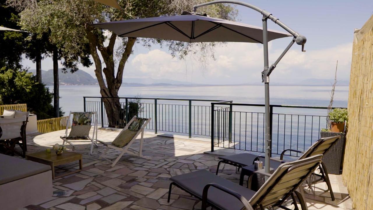 Paul Seafront House Villa Mesongí Exterior photo