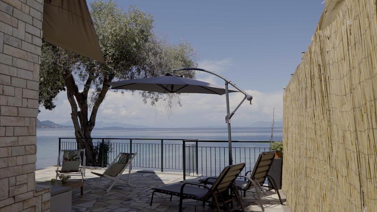 Paul Seafront House Villa Mesongí Exterior photo