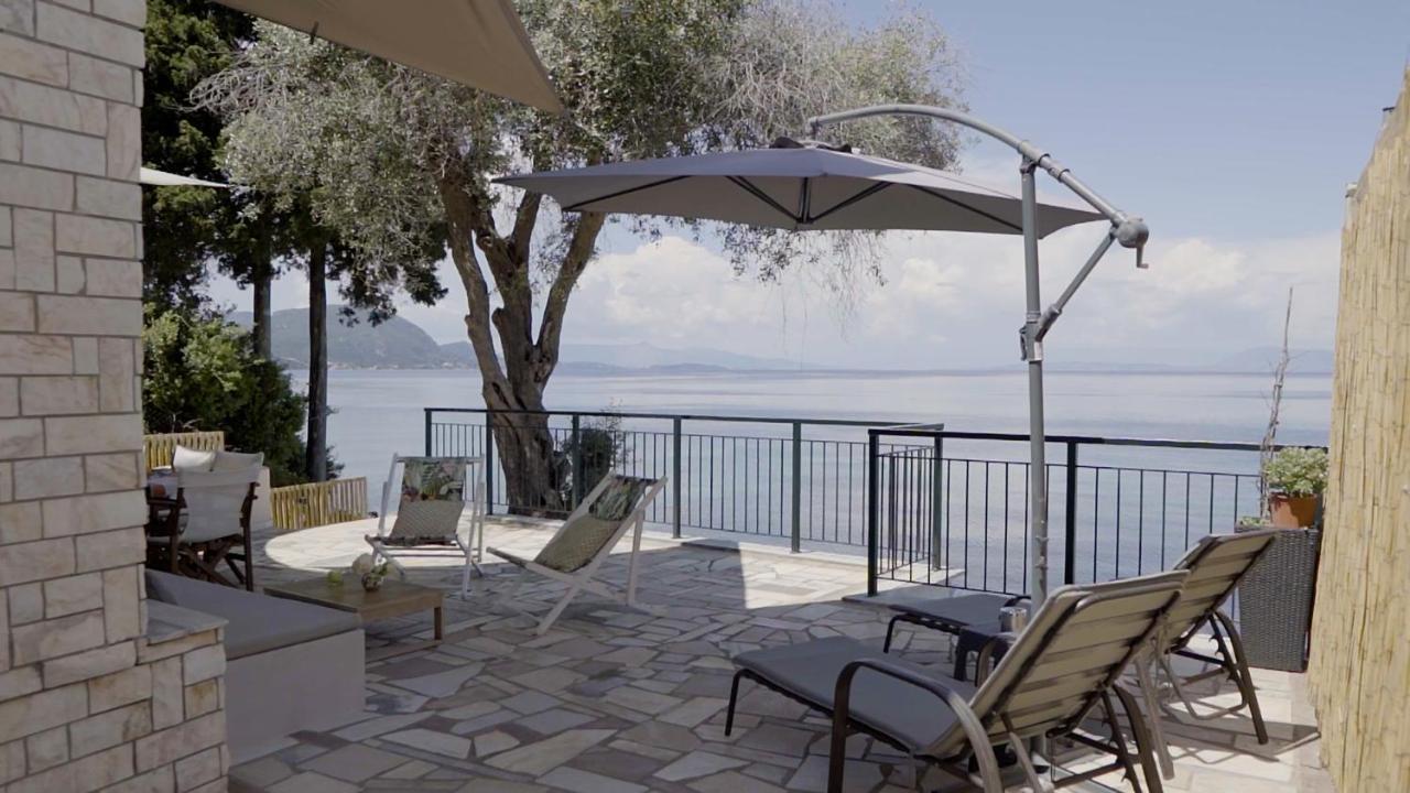 Paul Seafront House Villa Mesongí Exterior photo