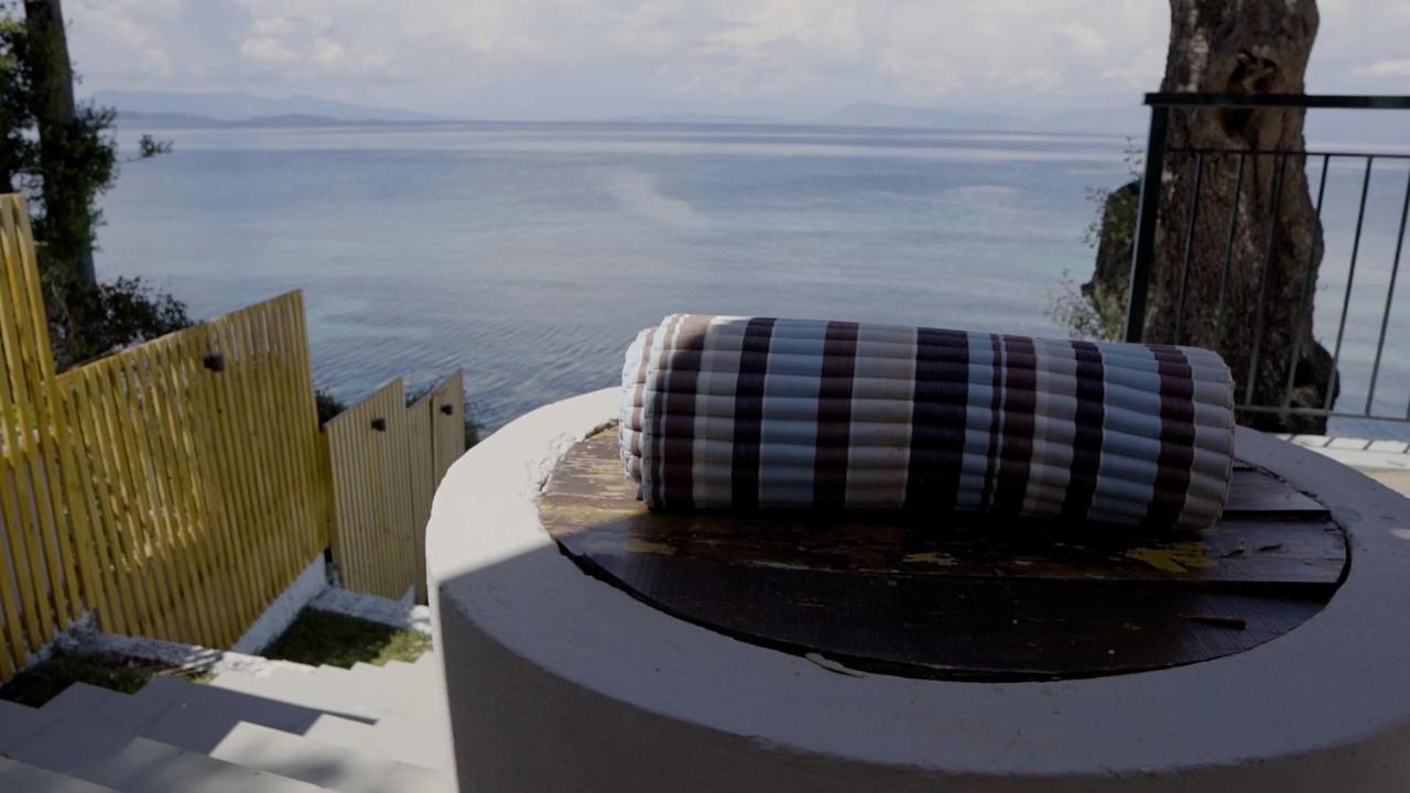 Paul Seafront House Villa Mesongí Exterior photo