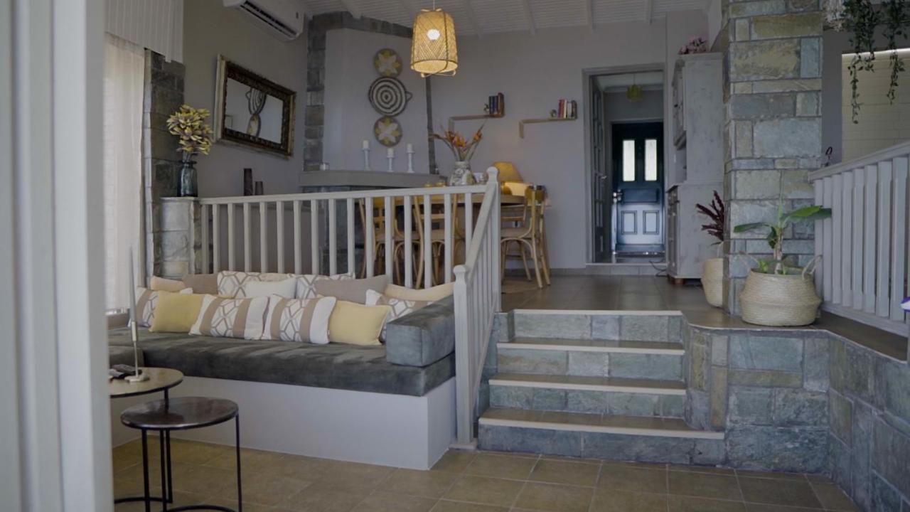 Paul Seafront House Villa Mesongí Exterior photo